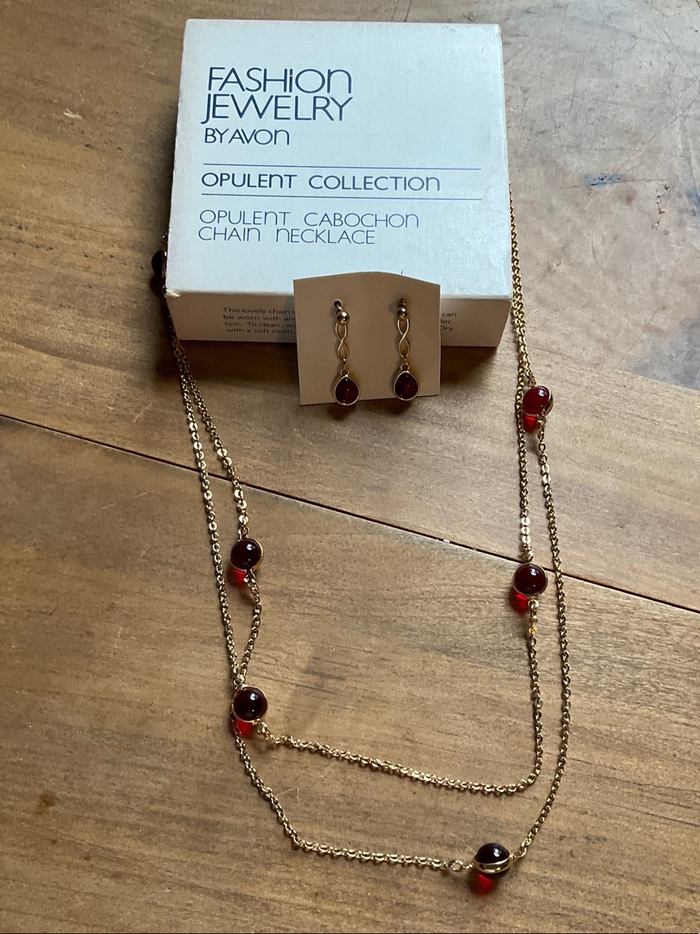 Vintage 1981 Avon Opulent Cabochon Chain Necklace & Earrings with Red Cabochons